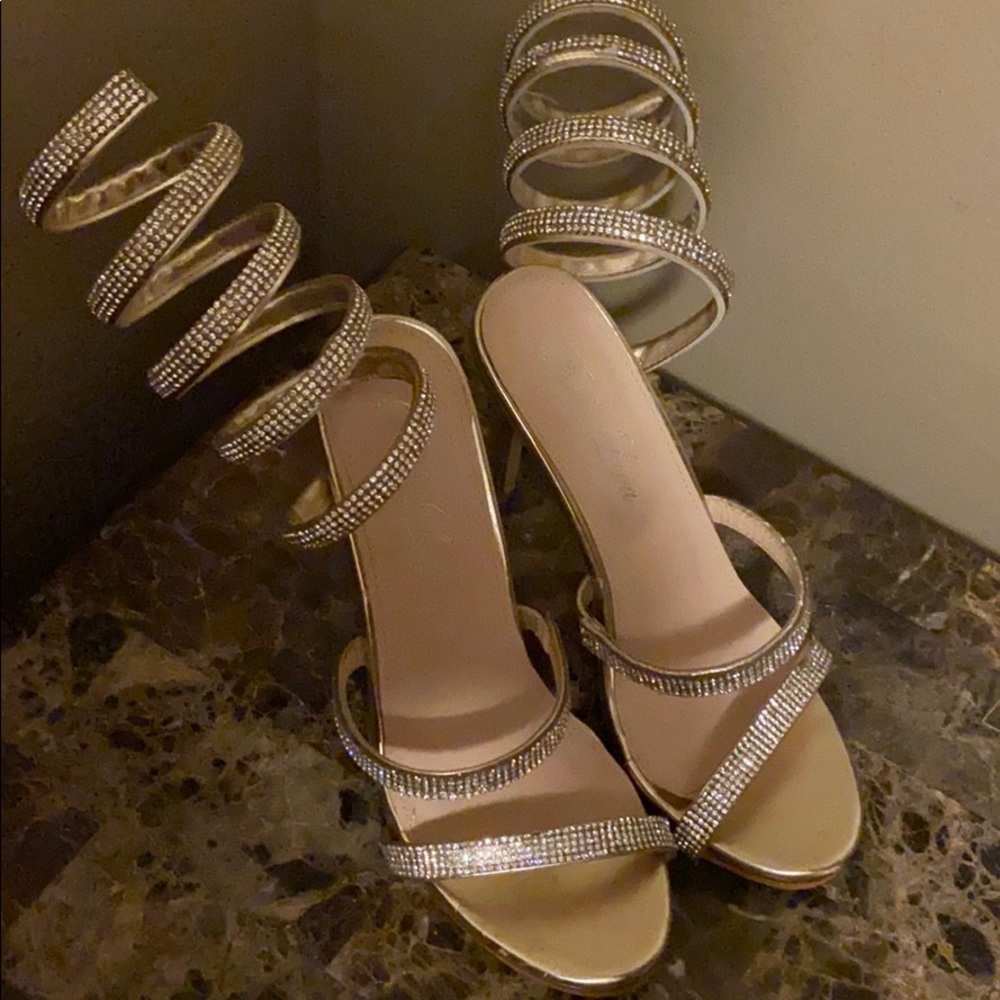 Shoes - Picture 3 of 3